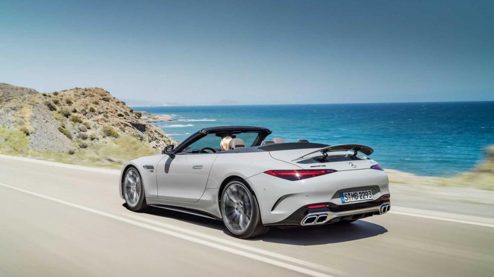 4κίνητη με V8 μοτέρ έως 585 ίππους η νέα Mercedes-AMG SL